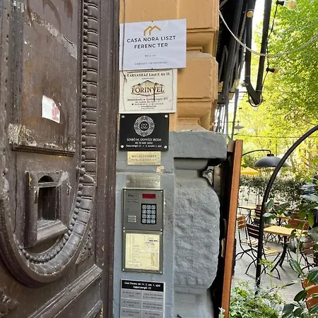 Casa Nora Liszt Ferenc Ter * Budapest