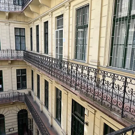 Apartment Casa Nora Liszt Ferenc Ter
